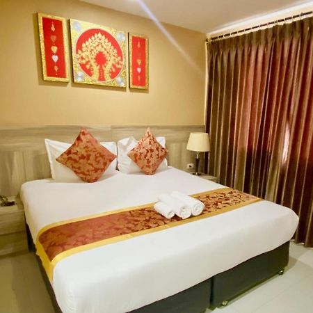 Top High Airport Link Hotel, Bangkok Extérieur photo