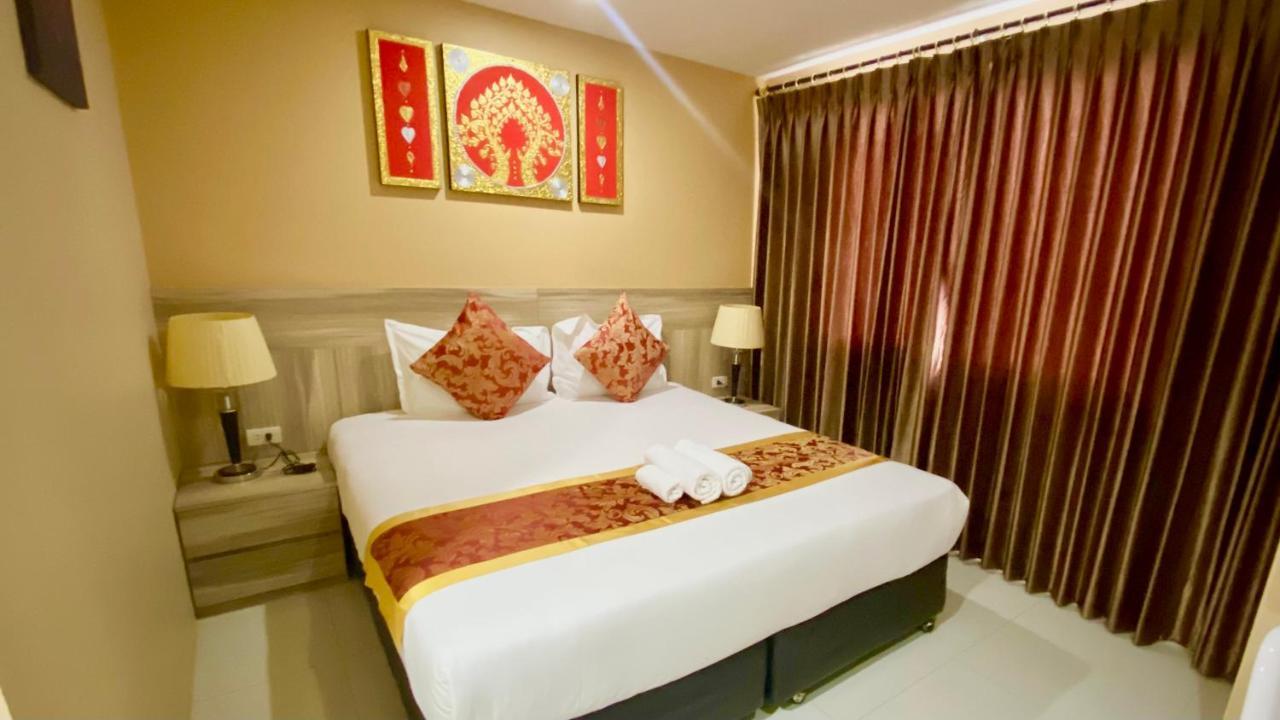 Top High Airport Link Hotel, Bangkok Extérieur photo