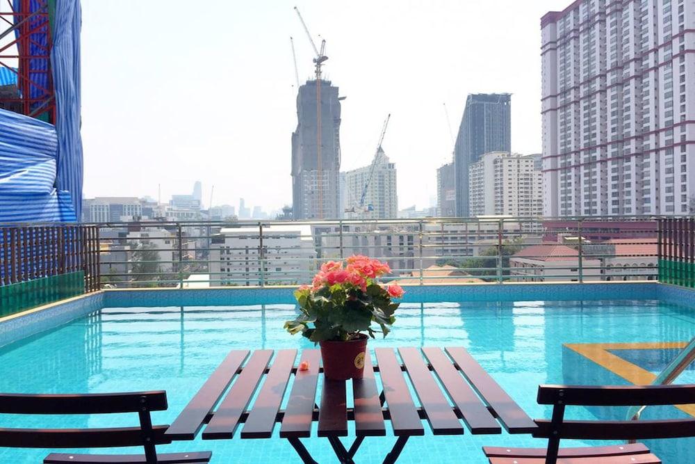 Top High Airport Link Hotel, Bangkok Extérieur photo